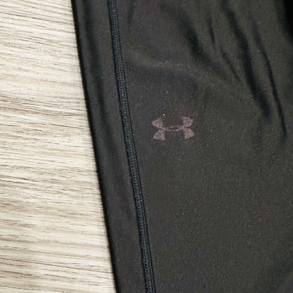 Under Armour UA Full Length Black Leggings Compression HeatGear - Picture 8 of 9